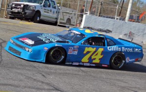Preston Peltier at Hickory Motor Speedway en route to winning the 2015 edition of the Easter Bunny 150 (photo - Adam Fenwick/via Twitter)